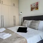 Wings 1 Bedroom Luxury-free Parking شقة