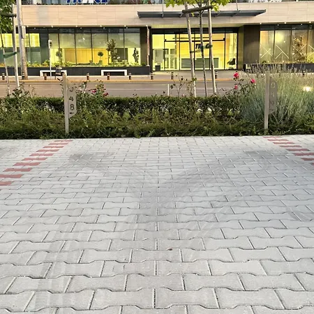 Wings 1 Bedroom Luxury-free Parking דירה *