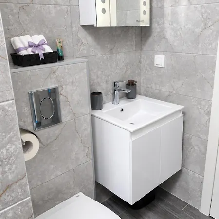 Wings 1 Bedroom Luxury-free Parking *