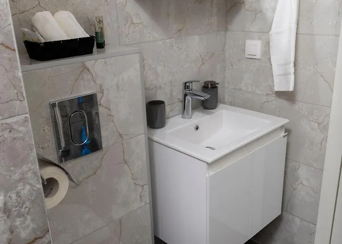 Wings 1 Bedroom Luxury-free Parking