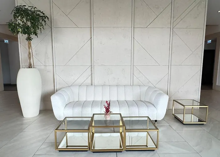 Wings 1 Bedroom Luxury-free Parking